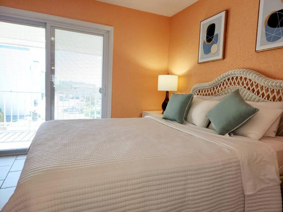 Beachfront Condo In Paradise Ocean Stadt Exterior foto
